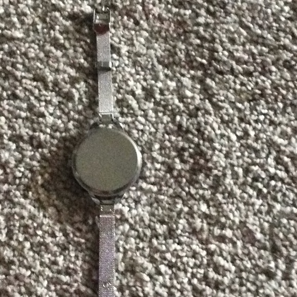 Watch - Picture 2 of 3